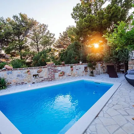 Poolincluded Holiday Halic Casa vacanze