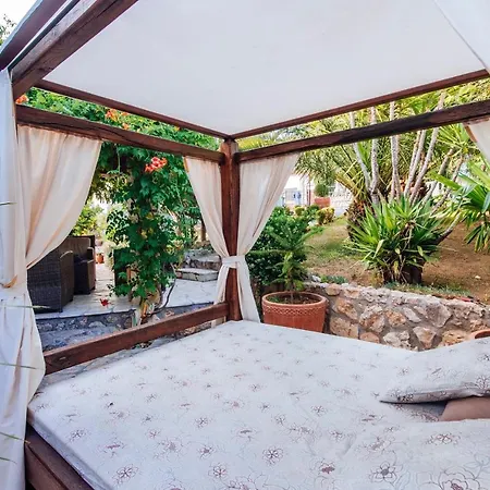 Poolincluded Holiday Halic Casa vacanze *