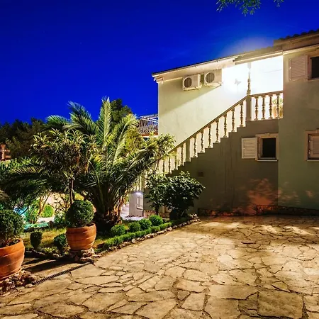Poolincluded Holiday Halic Maslenica