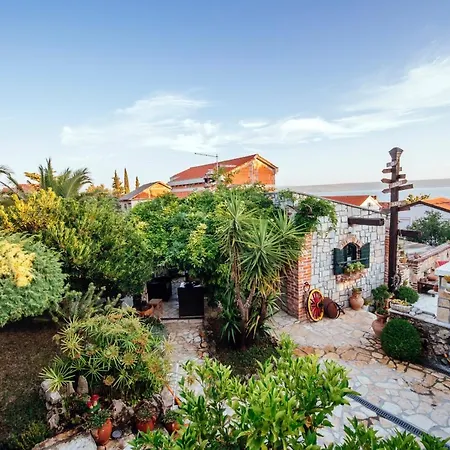 Casa vacanze Poolincluded Holiday Halic